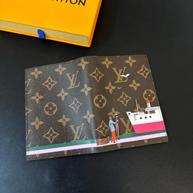 Louis Vuitton lv letter pattern passport holder-3531